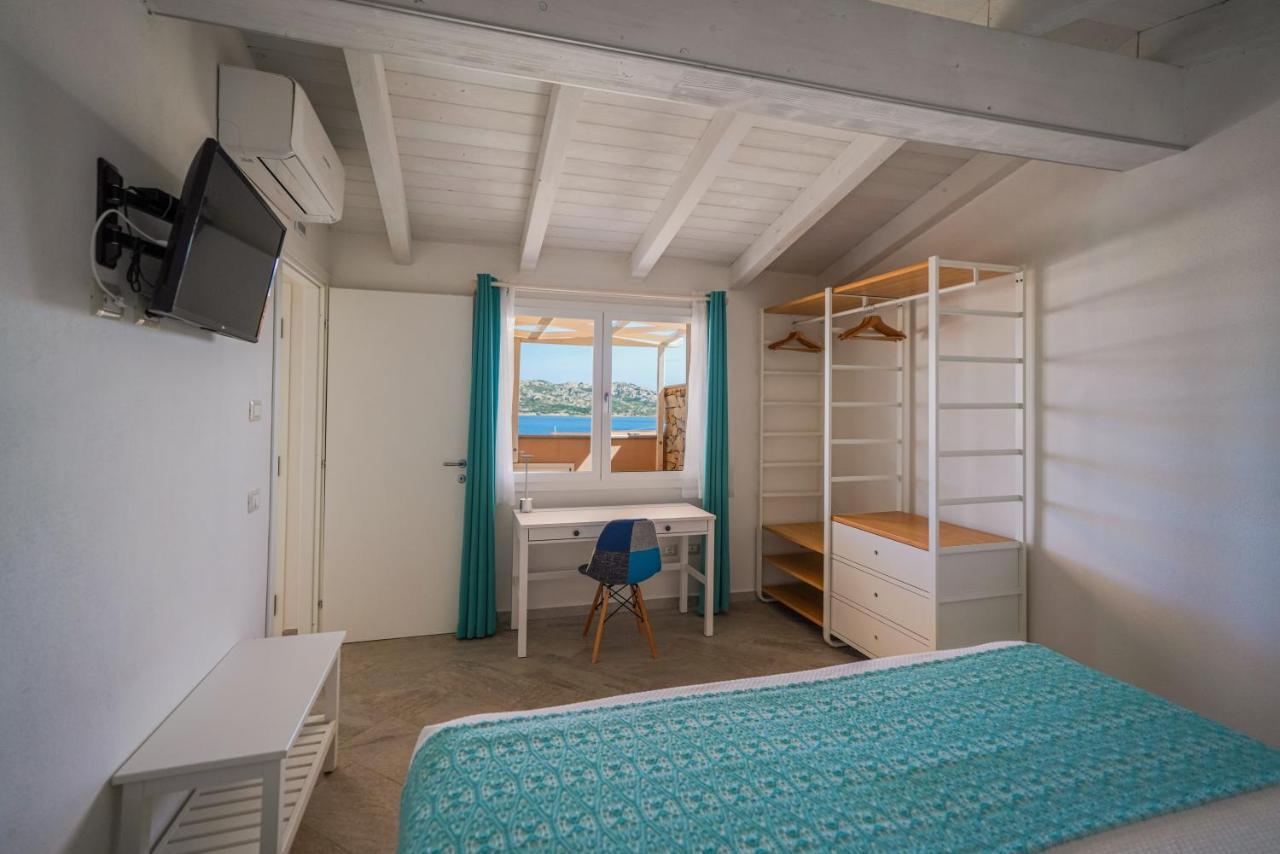 Controvento Bed and Breakfast La Maddalena  Exteriör bild